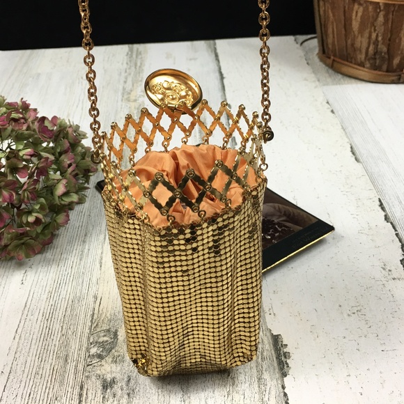 Vintage Gold Mesh Gate Top Purse Whiting & Davis - Picture 7 of 8